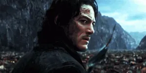 Dracula-Untold-Hollywood-Movie-HD-3.gif