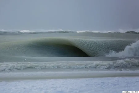 o-SLURPEE-WAVE-2-900.jpg