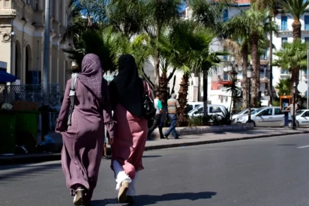 Des femmes à Algers.jpg