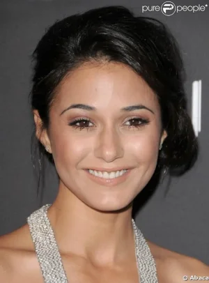 174042-emmanuelle-chriqui-ou-la-plus-jolie-637x0-3.jpg