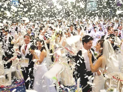 mass-wedding.jpg-w=620&h=465.jpg