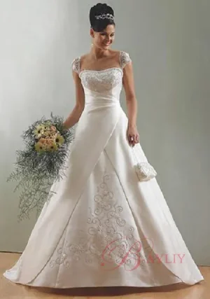 Robe-de-Mariee-Broderie-Bustier-A-Line-en-Satin-HS-S-2659-01.jpg
